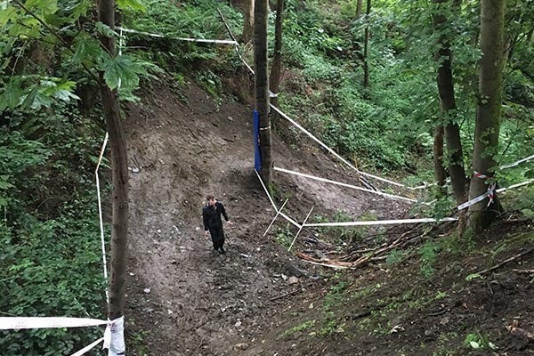 Shows the gradient on a particularly steep section of the course 